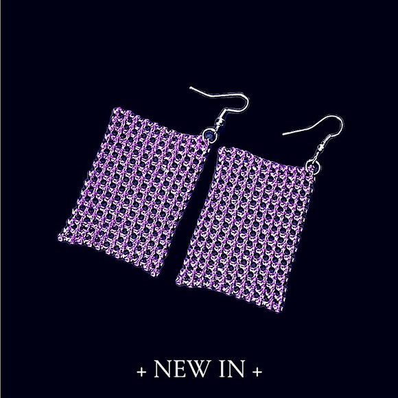 Purple and silver Sequin Dangle Earrings NWT - Picture 1 of 4